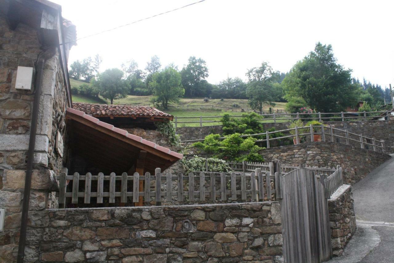 Casa Rural La Xiarapina Serrapio Luaran gambar